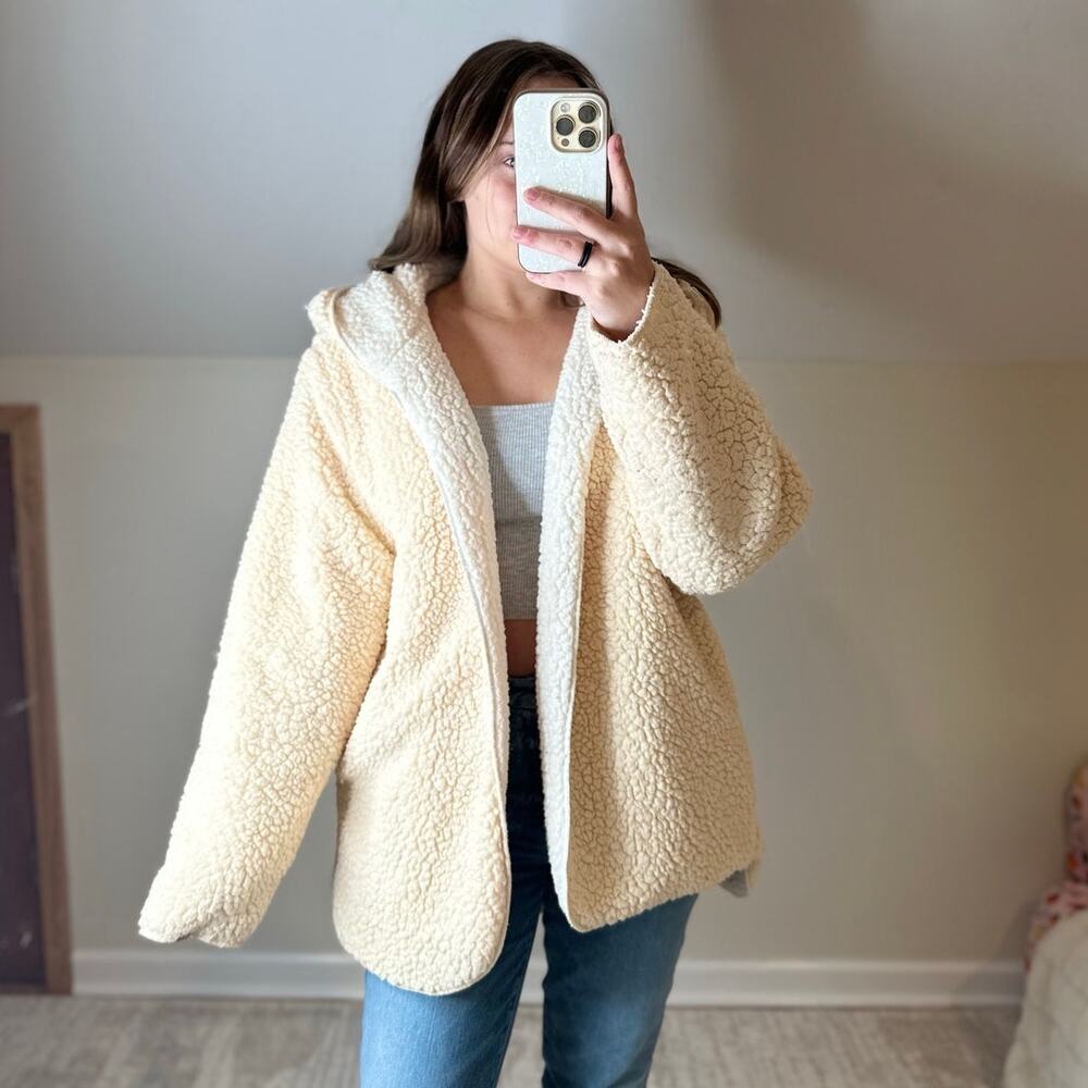 BDG: Cream Sherpa Cardigan Hoodie